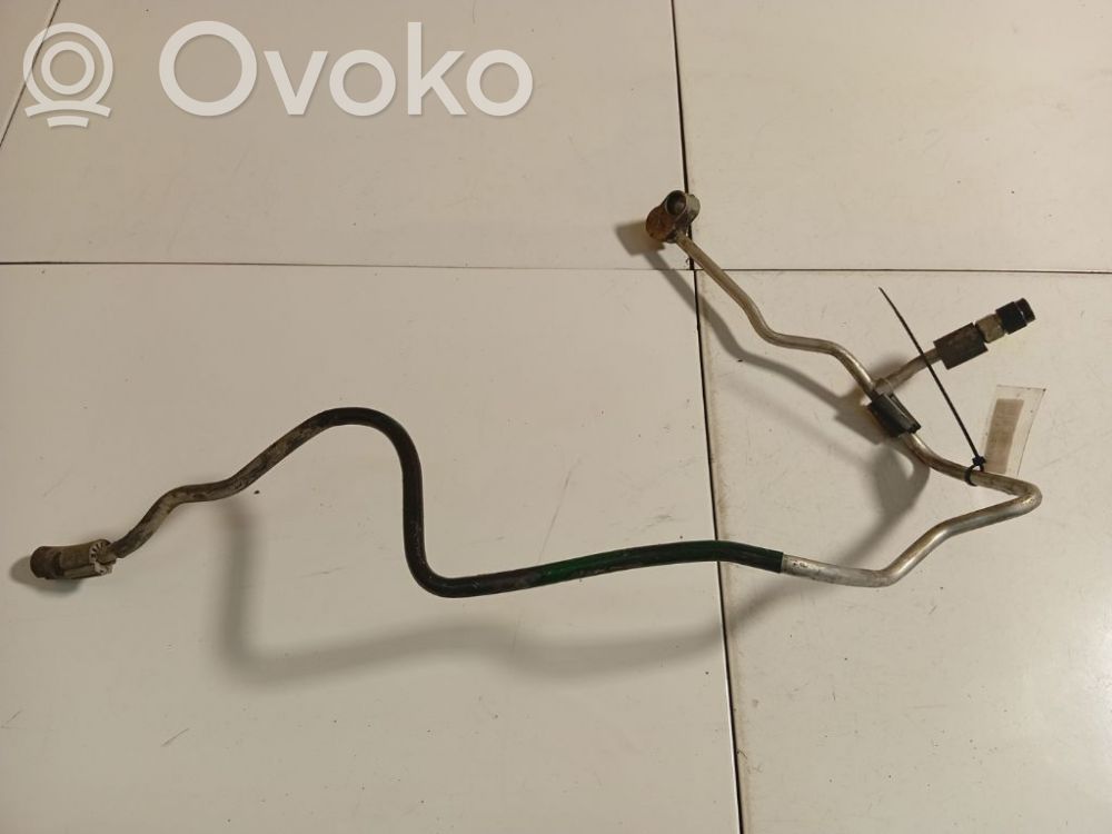 Ilmastointilaitteen putki (A/C)   7L6820750AG,7L6820750AG,AC003031204007T