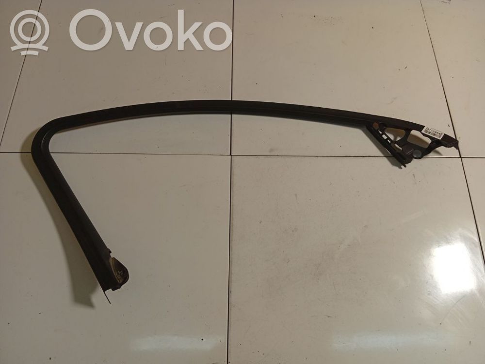 Opel Insignia A Rivestimento modanatura del vetro della portiera anteriore 