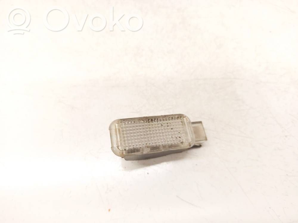 Otras luces interiores   3B0947415B,3B0947415,3B0947415B
