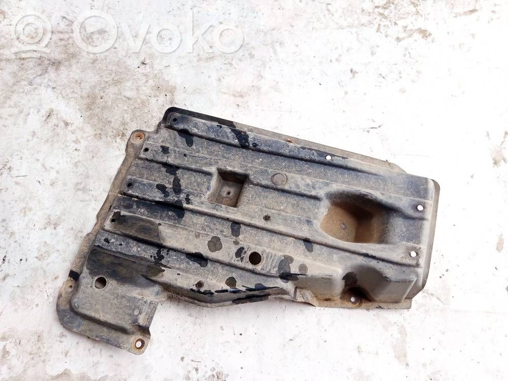 Toyota Corolla Verso AR10 Cache de protection sous moteur