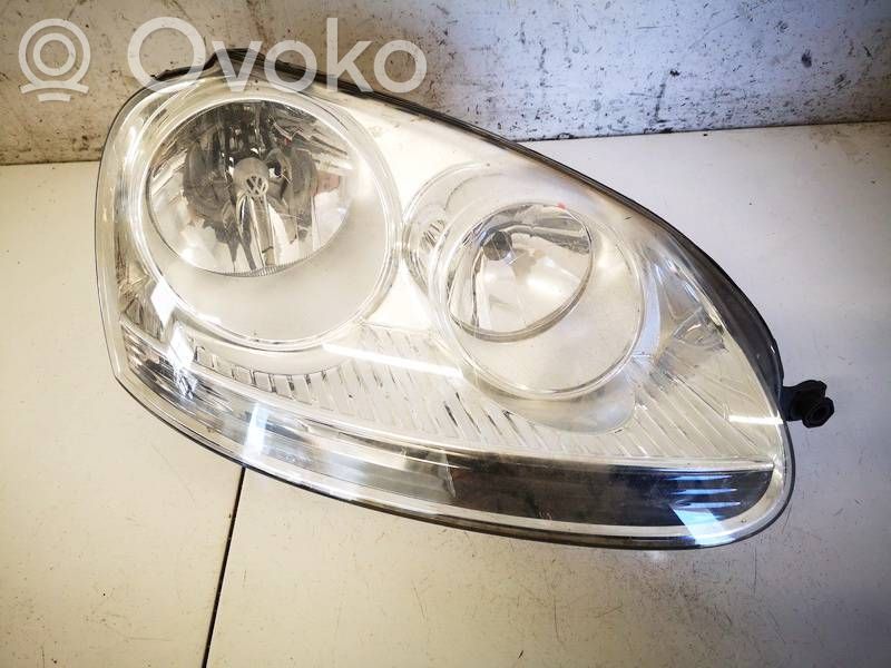 Volkswagen Golf V Lampa przednia 