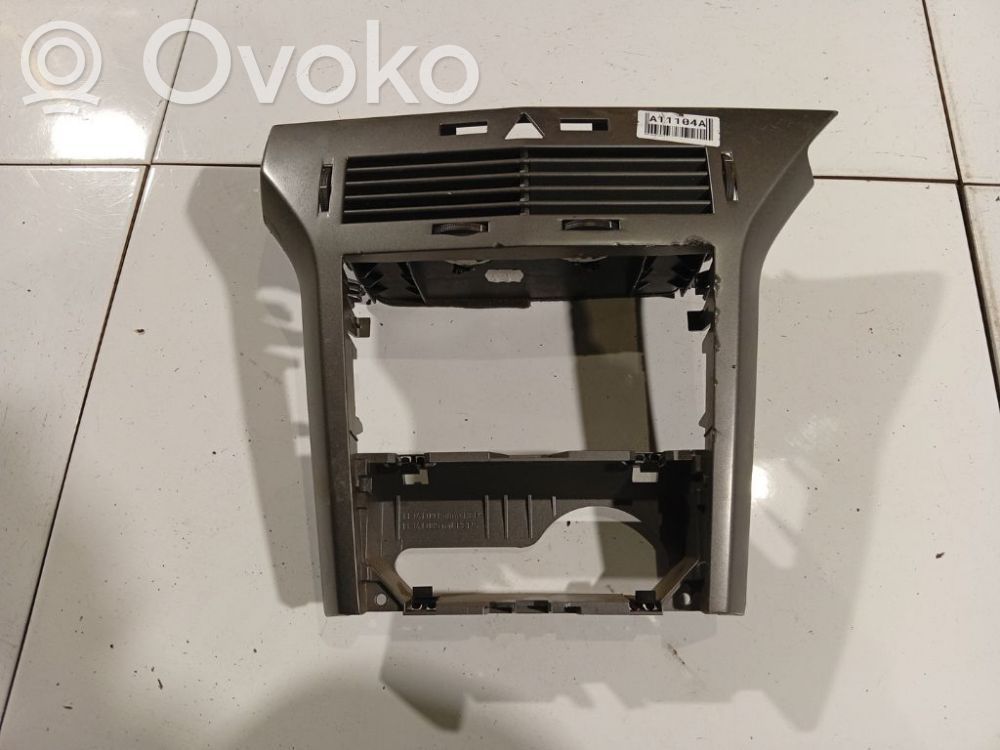 Opel Astra H Grilă ventilație centrală 