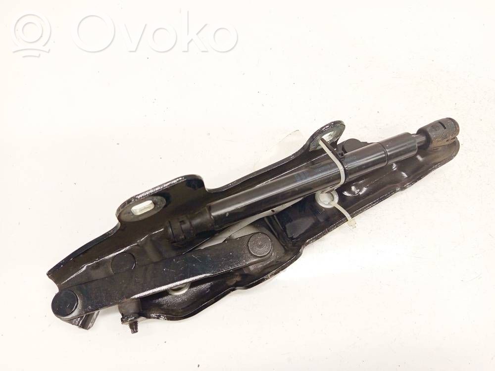 Chevrolet Camaro Tailgate/trunk/boot hinge 