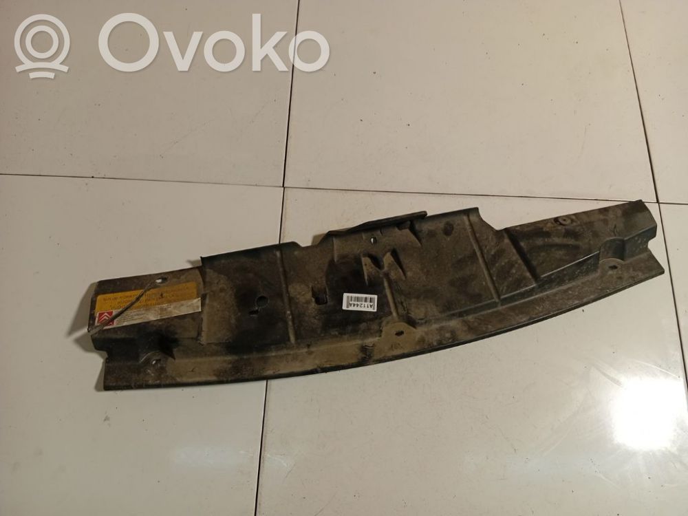 Citroen C8 Osłona pasa przedniego 