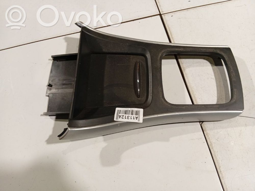 Mercedes-Benz A W169 Console centrale