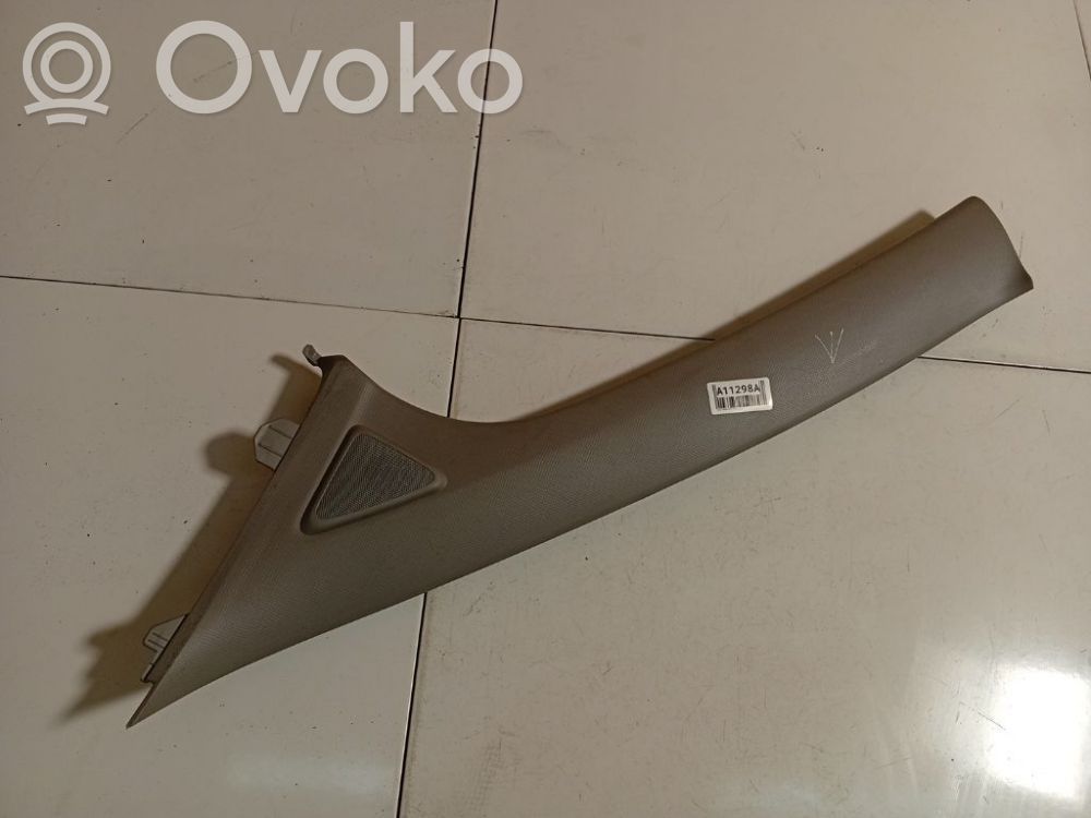 Toyota Yaris Capac stâlp (C) 