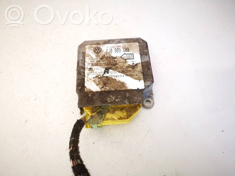 Volkswagen Golf IV Centralina/modulo airbag