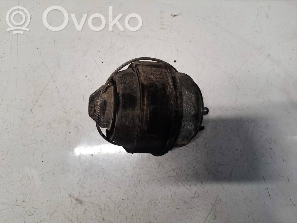 Engine mount bracket   30680751,30680751,30680751