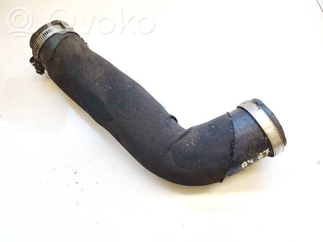 Volkswagen PASSAT B7 Furtun/conductă intercooler 
