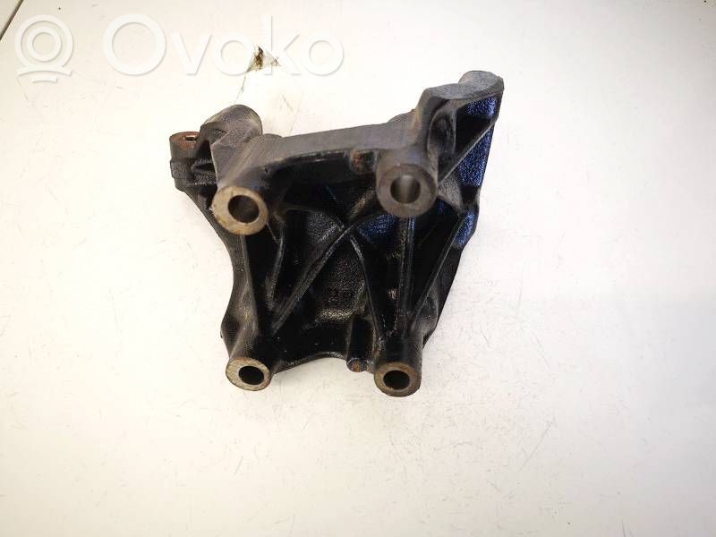 Engine mounting bracket   04L131159C,04L131159C