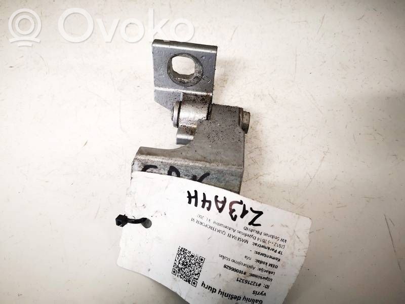 Bisagra inferior de la puerta trasera   A048903,A048903,A048903