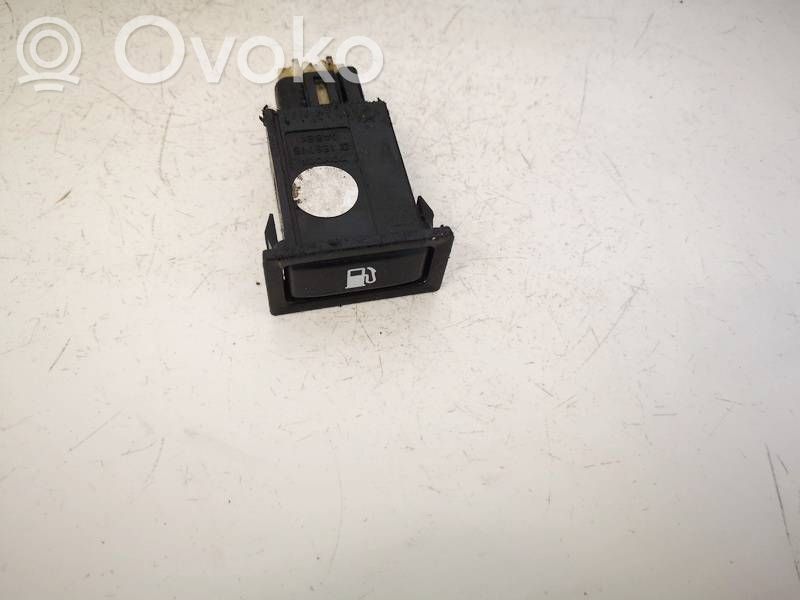 Toyota Avensis T250 Schalter Tankdeckel Tankklappe Tankentriegelung 