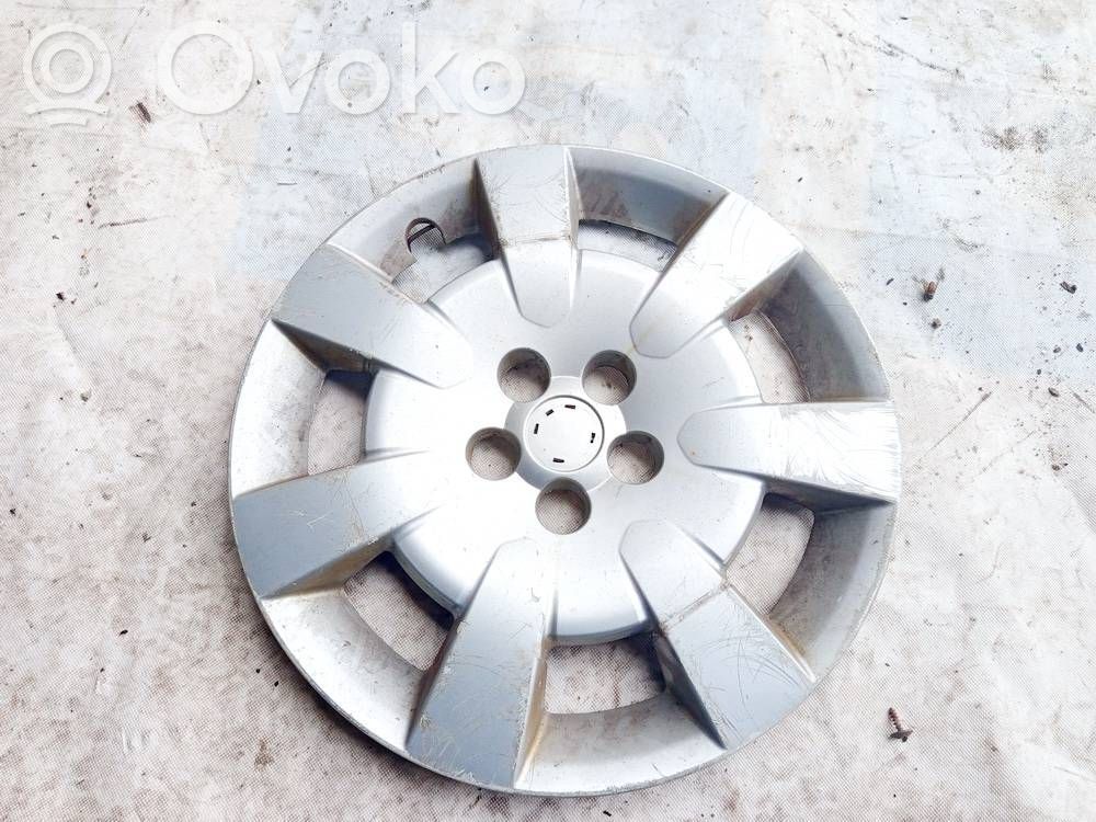 Toyota Avensis T250 Mozzo/copricerchi/borchia della ruota R16