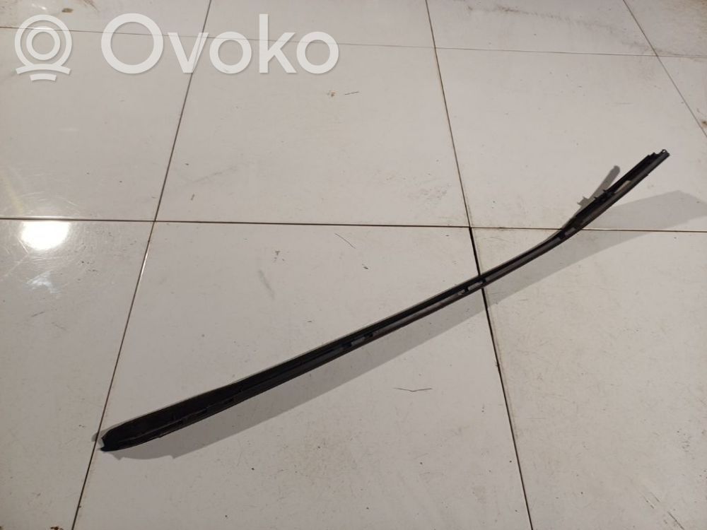 Opel Zafira A Rivestimento parabrezza