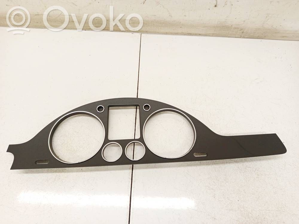Volkswagen PASSAT B6 Moldura del panel 