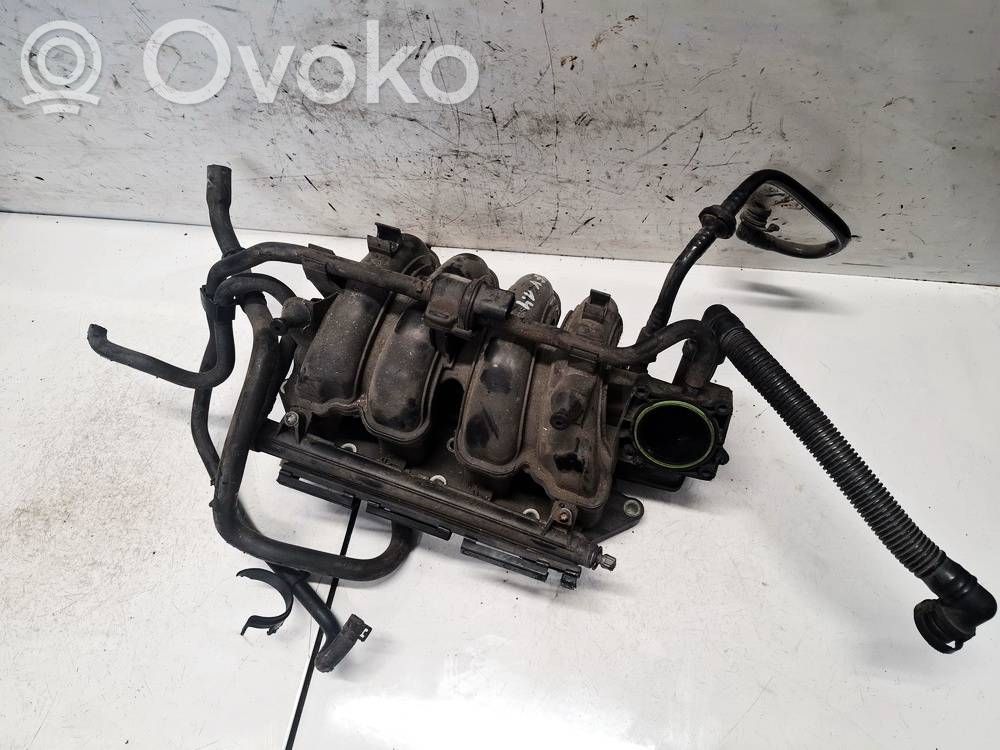 Volkswagen Golf IV Collettore di aspirazione 