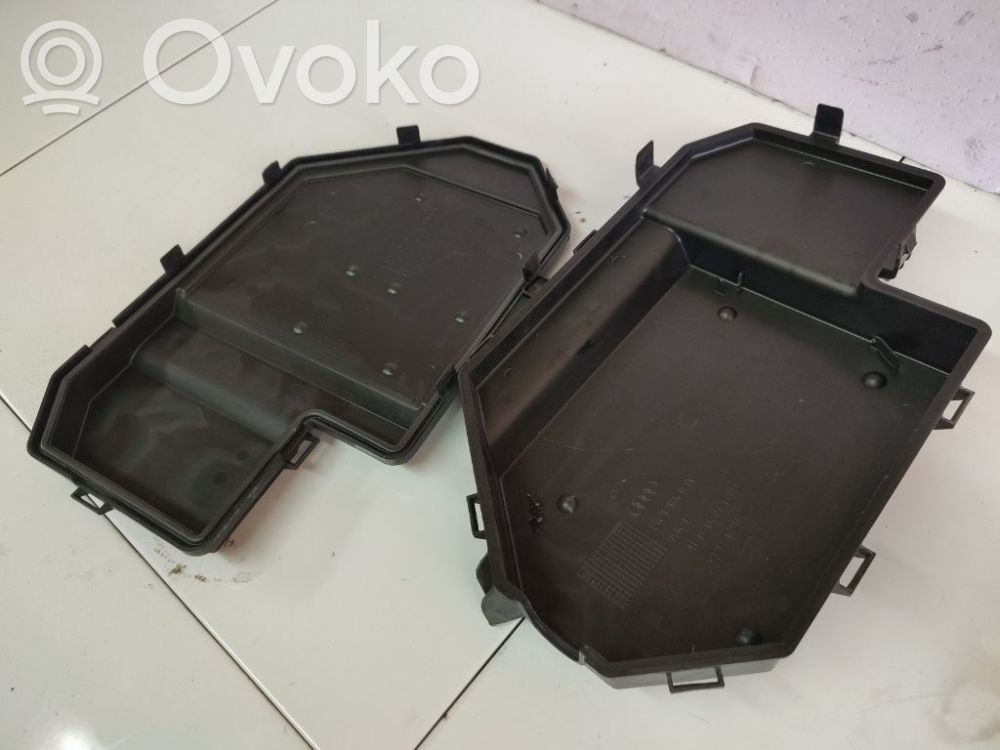 Audi A6 S6 C6 4F Engine control unit box 