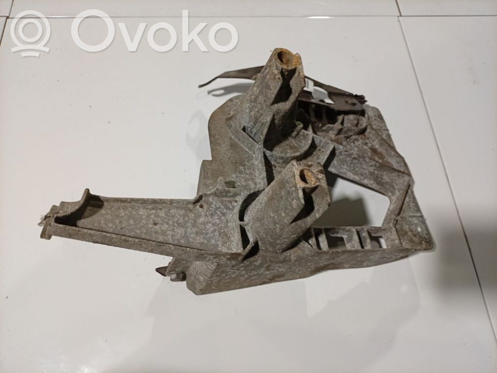 Renault Scenic I Halterung Lager Motor 