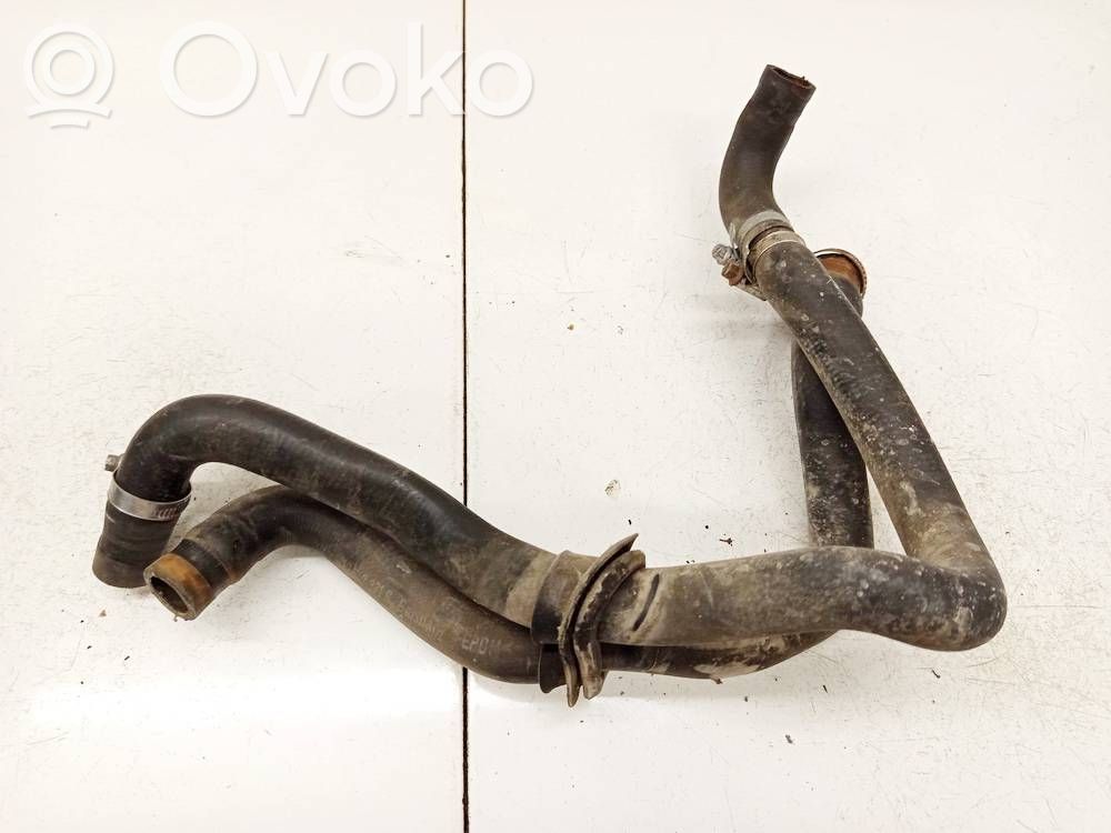 Audi A6 S6 C5 4B Tubo flessibile del liquido di raffreddamento del motore 