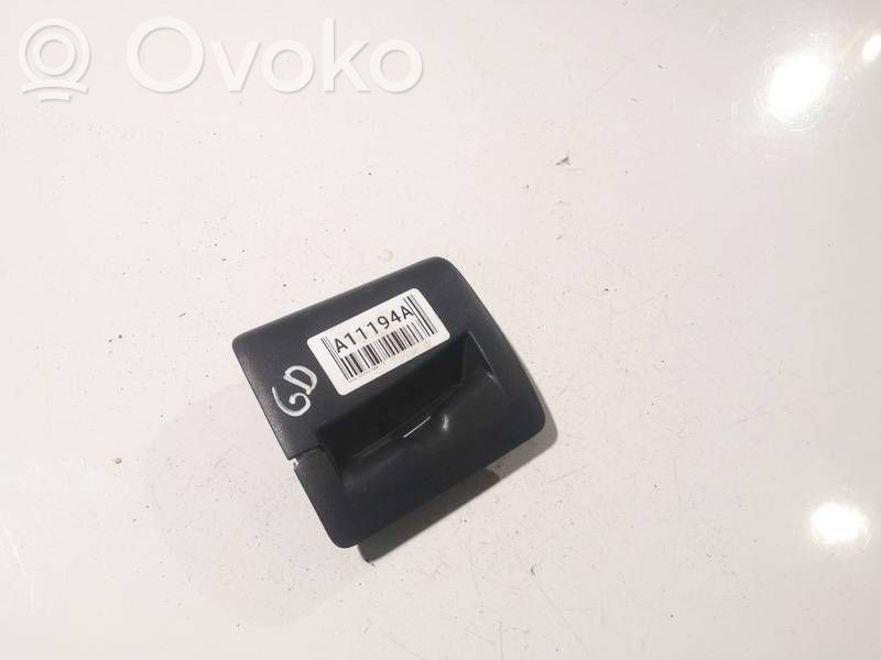 Skoda Octavia Mk2 (1Z) Rivestimento inferiore laterale del sedile posteriore