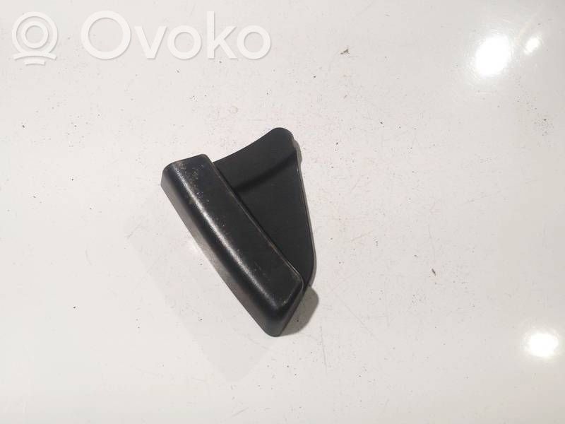 Mazda Premacy Osłona boczna fotela tylnego 