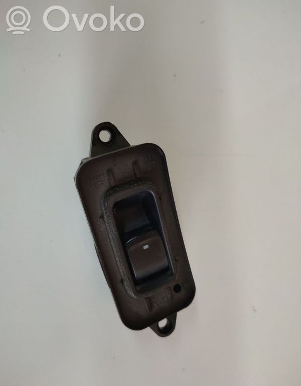 Electric window control switch   S040,S040,S040