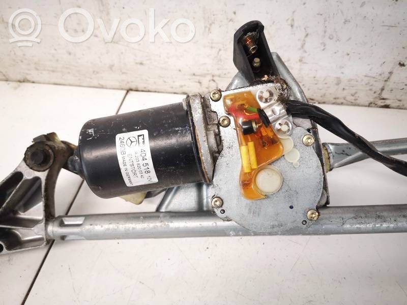 Mercedes-Benz C W203 Motor del limpiaparabrisas 