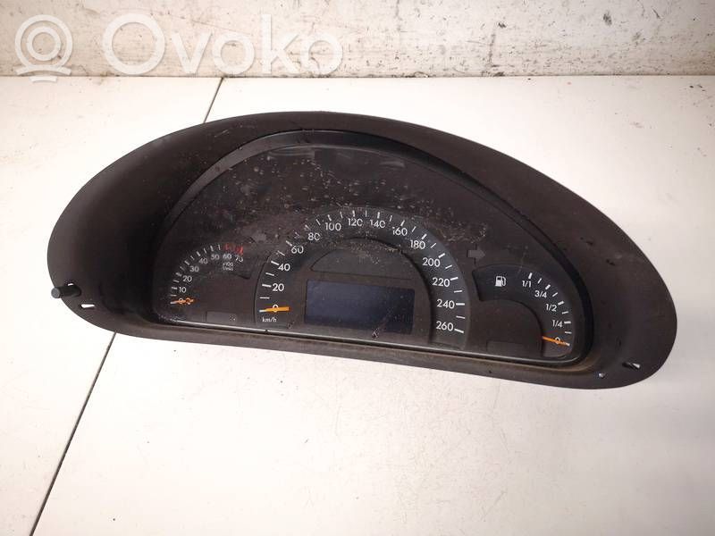 Mercedes-Benz C W203 Vitezometru (grup de instrumente) 