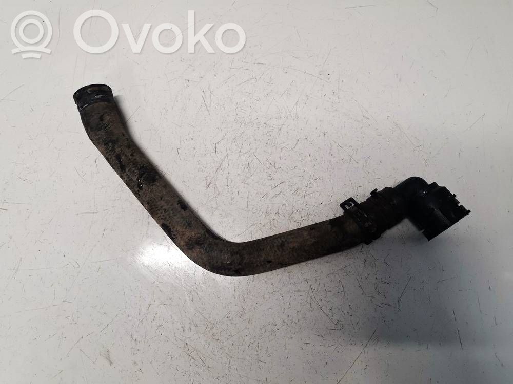 Volkswagen Caddy Tubo flessibile del liquido di raffreddamento del motore