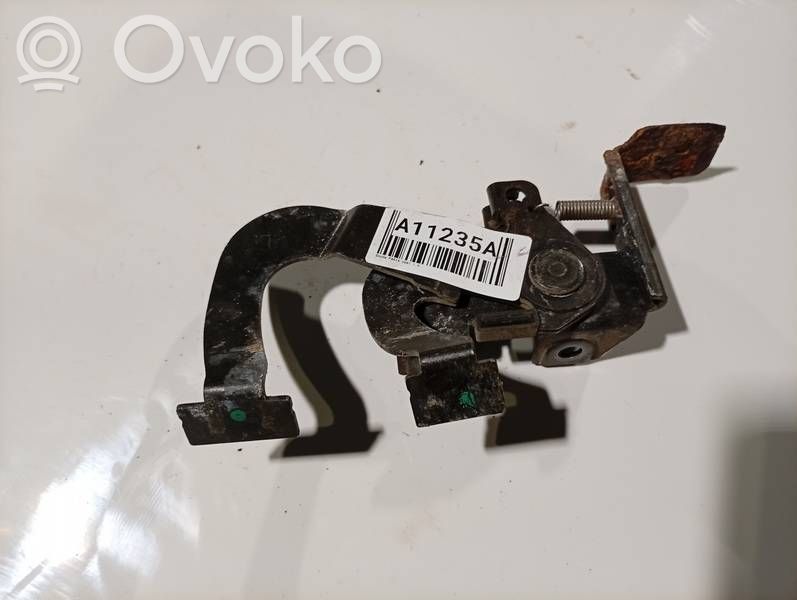 Skoda Fabia Mk1 (6Y) Przycisk otwierania wlewu paliwa 