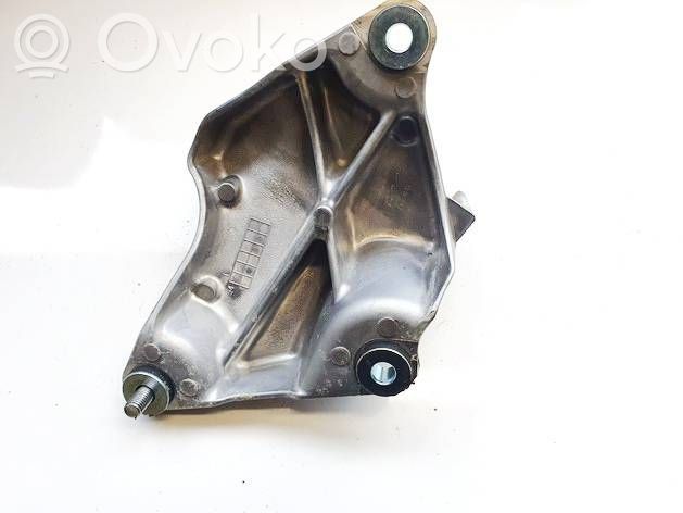 Mazda CX-30 Engine mounting bracket 