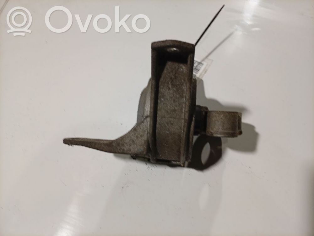 Engine mount bracket   90576148,90576148,9057618IP