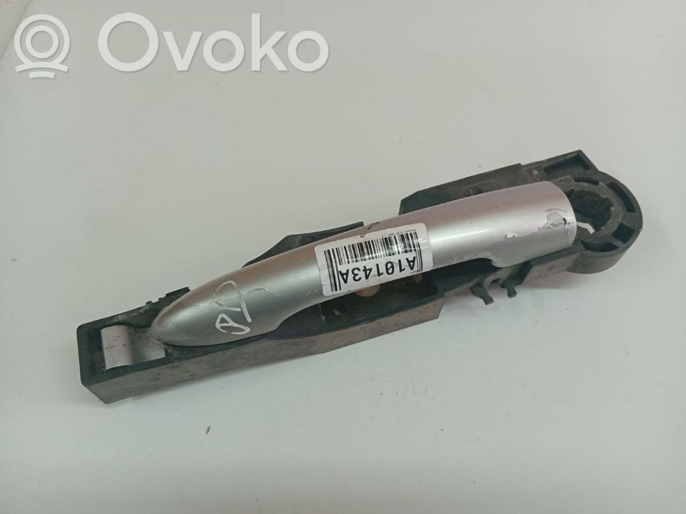 Renault Clio III Maniglia esterna per portiera anteriore 