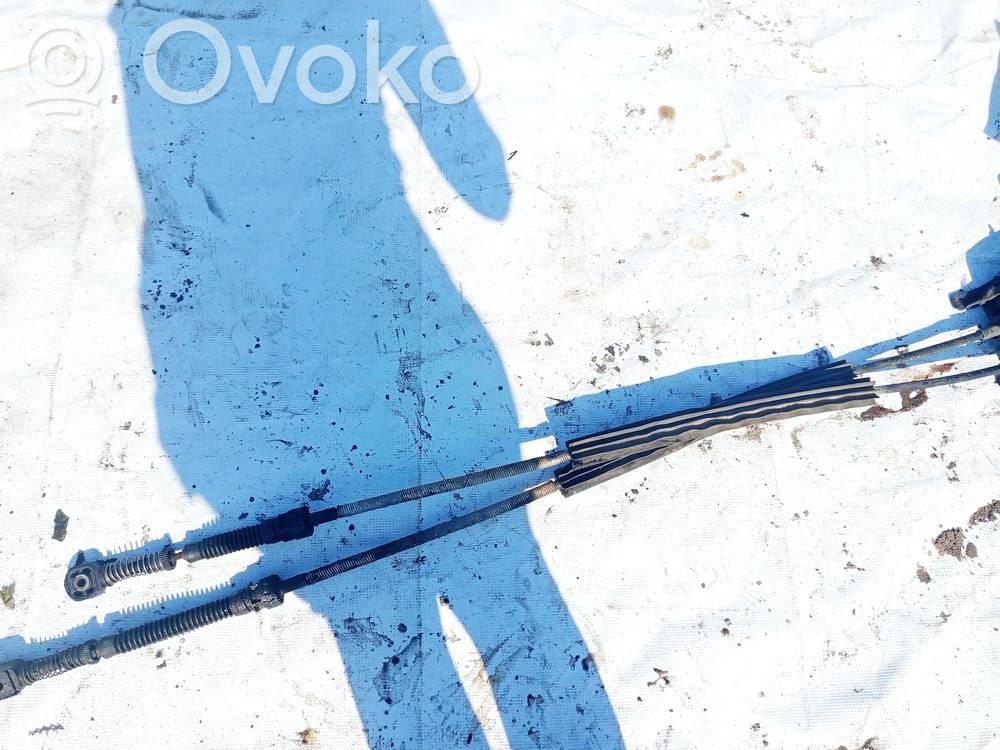 Skoda Octavia Mk2 (1Z) Gear shift cable linkage 