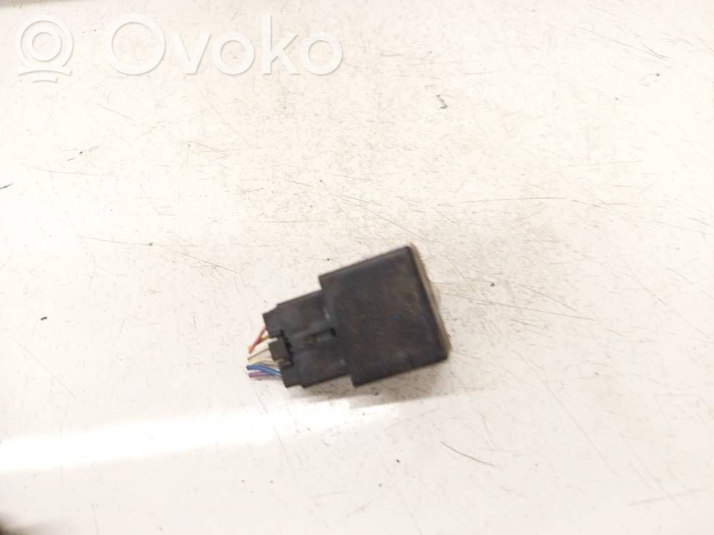 Toyota Avensis T270 Altri relè