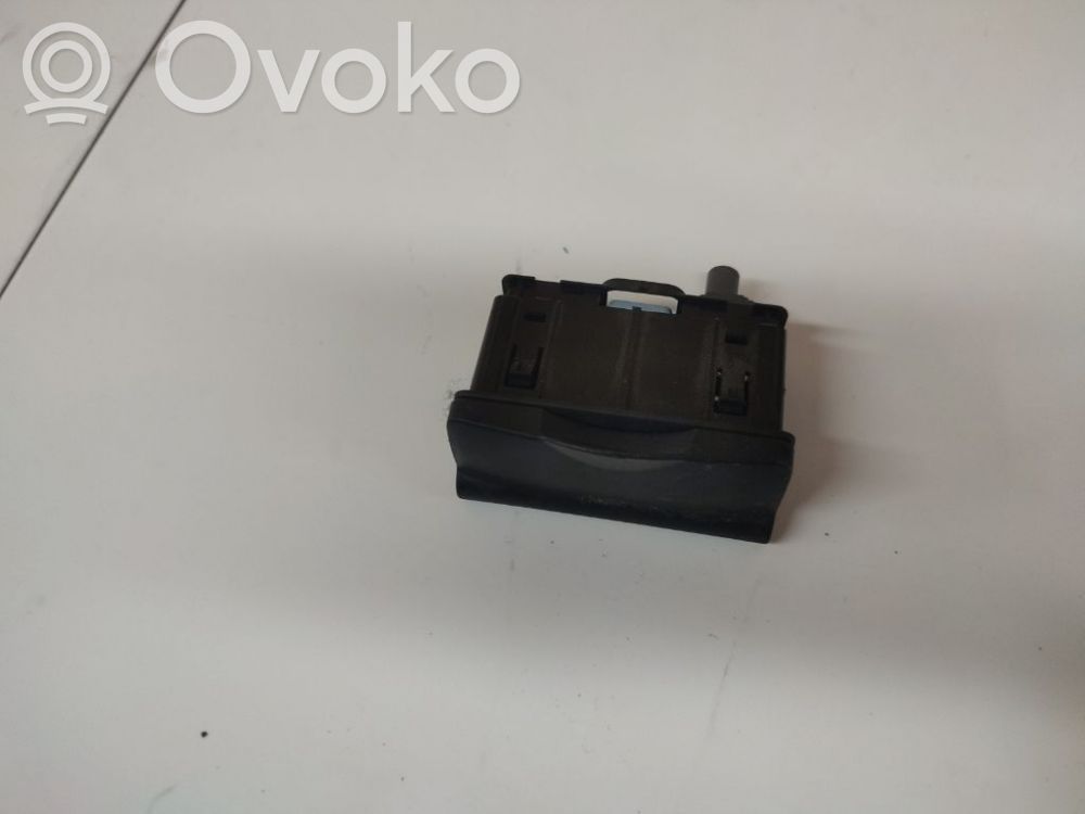 Enchufe conector USB   280230002RA,280230002RA,280230002RA