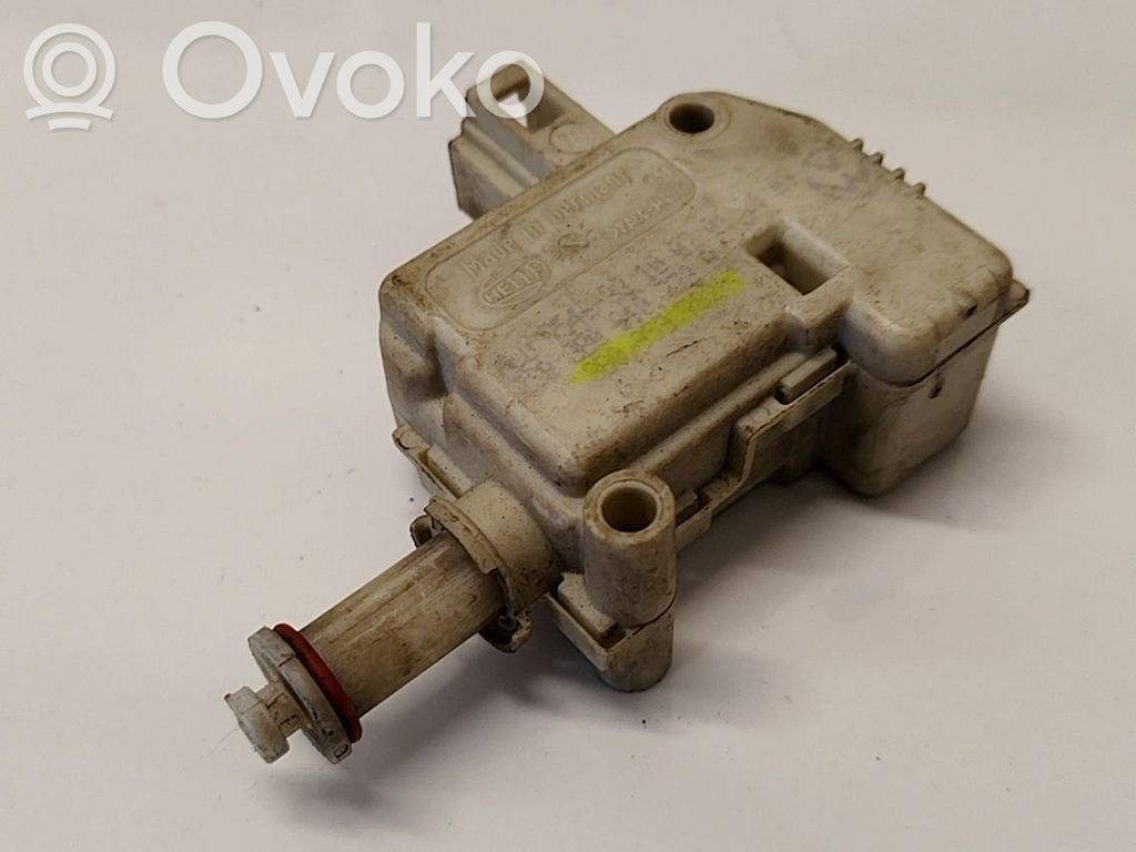 Skoda Octavia Mk1 (1U) Motor închidere centralizată 