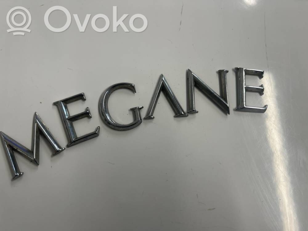 Renault Megane II Manufacturer badge logo/emblem 