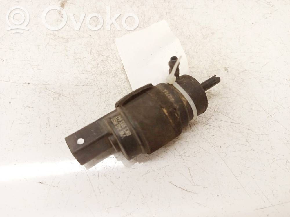 Audi A5 8T 8F Pumpe Scheibenwaschanlage 