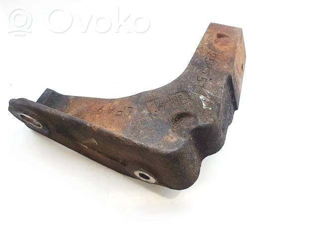 Engine mounting bracket   253751,253751
