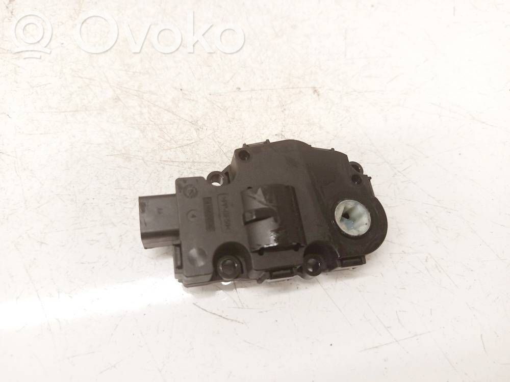 Mercedes-Benz ML W164 Moteur / actionneur de volet de climatisation