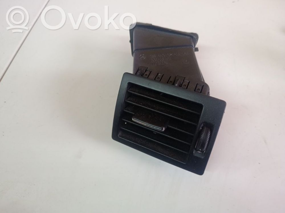 Mercedes-Benz A W169 Grilă ventilație centrală 