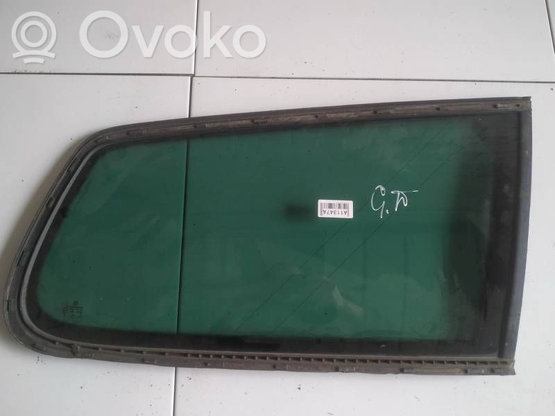 Volkswagen PASSAT B6 Geam lateral spate 