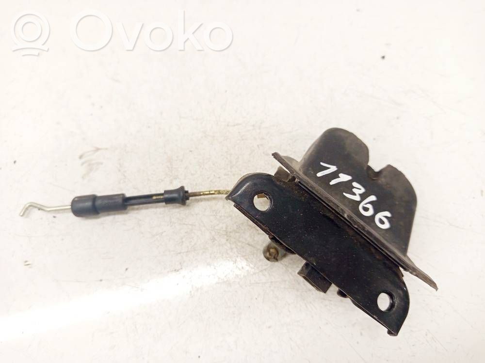 Audi A6 S6 C5 4B Zamek klapy tylnej / bagażnika 