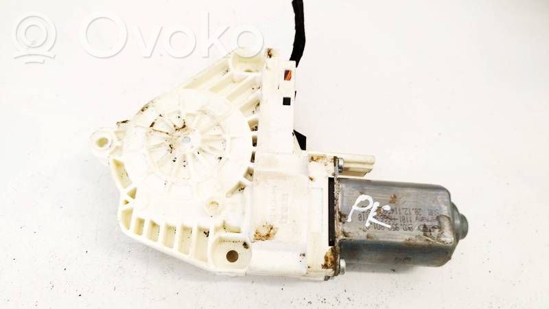 Audi A4 S4 B8 8K Silnik regulatora szyby drzwi przednich 