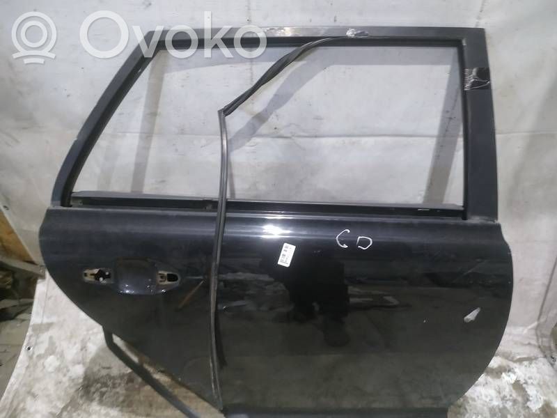 Toyota Avensis T250 Takaovi
