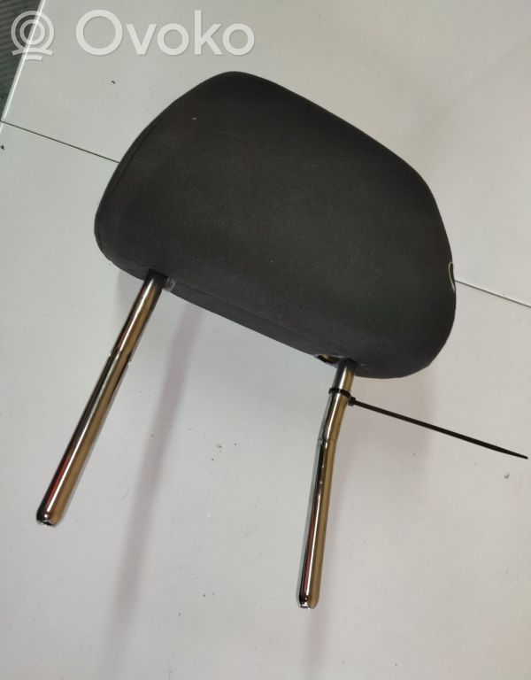 Etuistuimen pääntuki