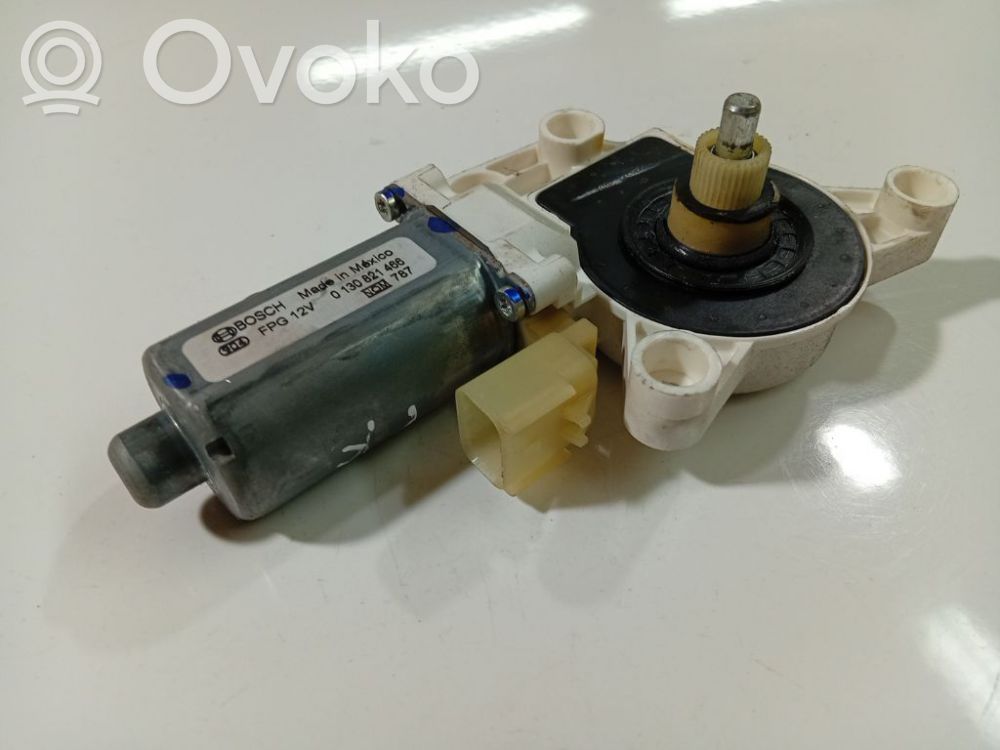 Chrysler Sebring (JS) Etuoven ikkunan nostomoottori 