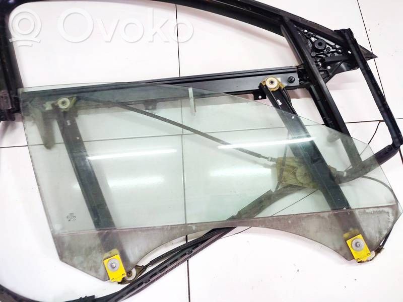 Audi A6 S6 C6 4F Vetro del finestrino della portiera anteriore - quattro porte 