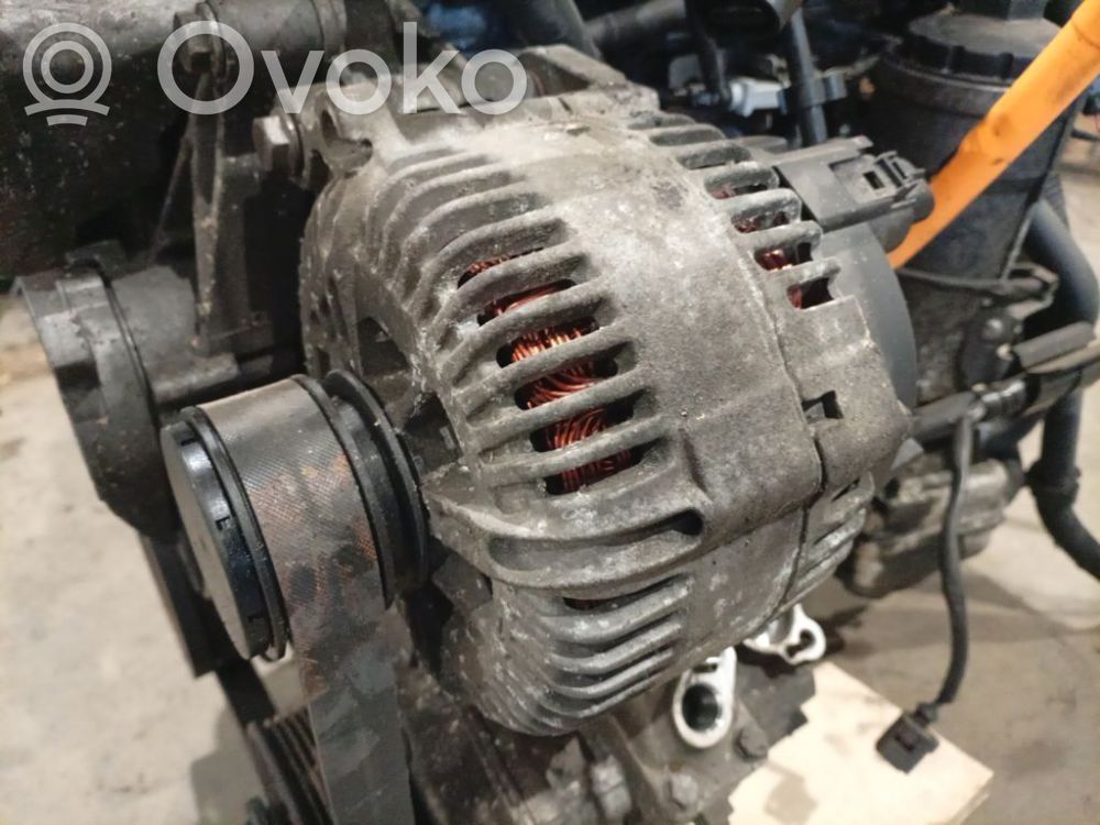 Volkswagen PASSAT B6 Generator/alternator 